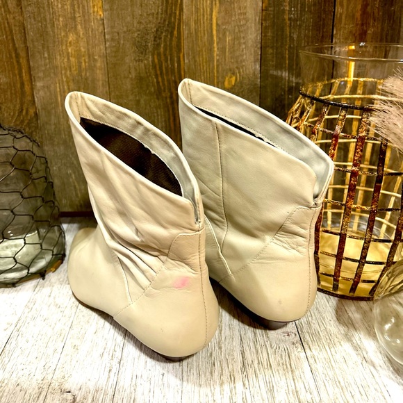 Retro Ankle Booties - Picture 3 of 3